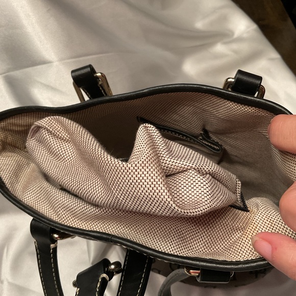 Dooney & Bourke grey/black monogram - Picture 6 of 12